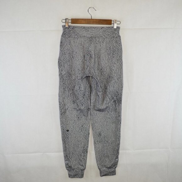lululemon Ready To Rulu Pant Size 2 in Running Luon Spray Jacquard White… - Picture 2 of 4